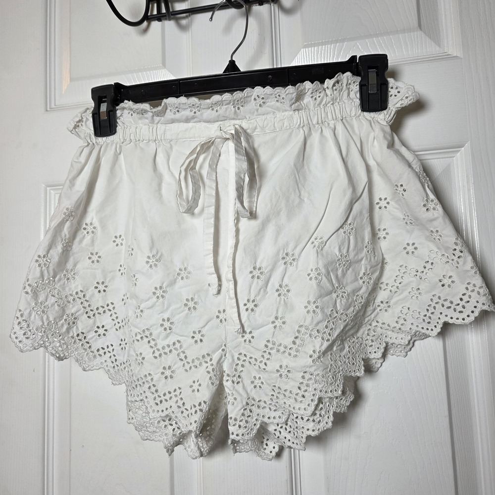 Doen sz M 100% organic cotton eyelet shorts lightweight elastic waist casual